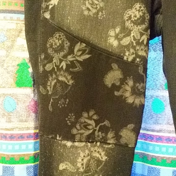 Vintage America Boho Skinny Jeans - Picture 3 of 7